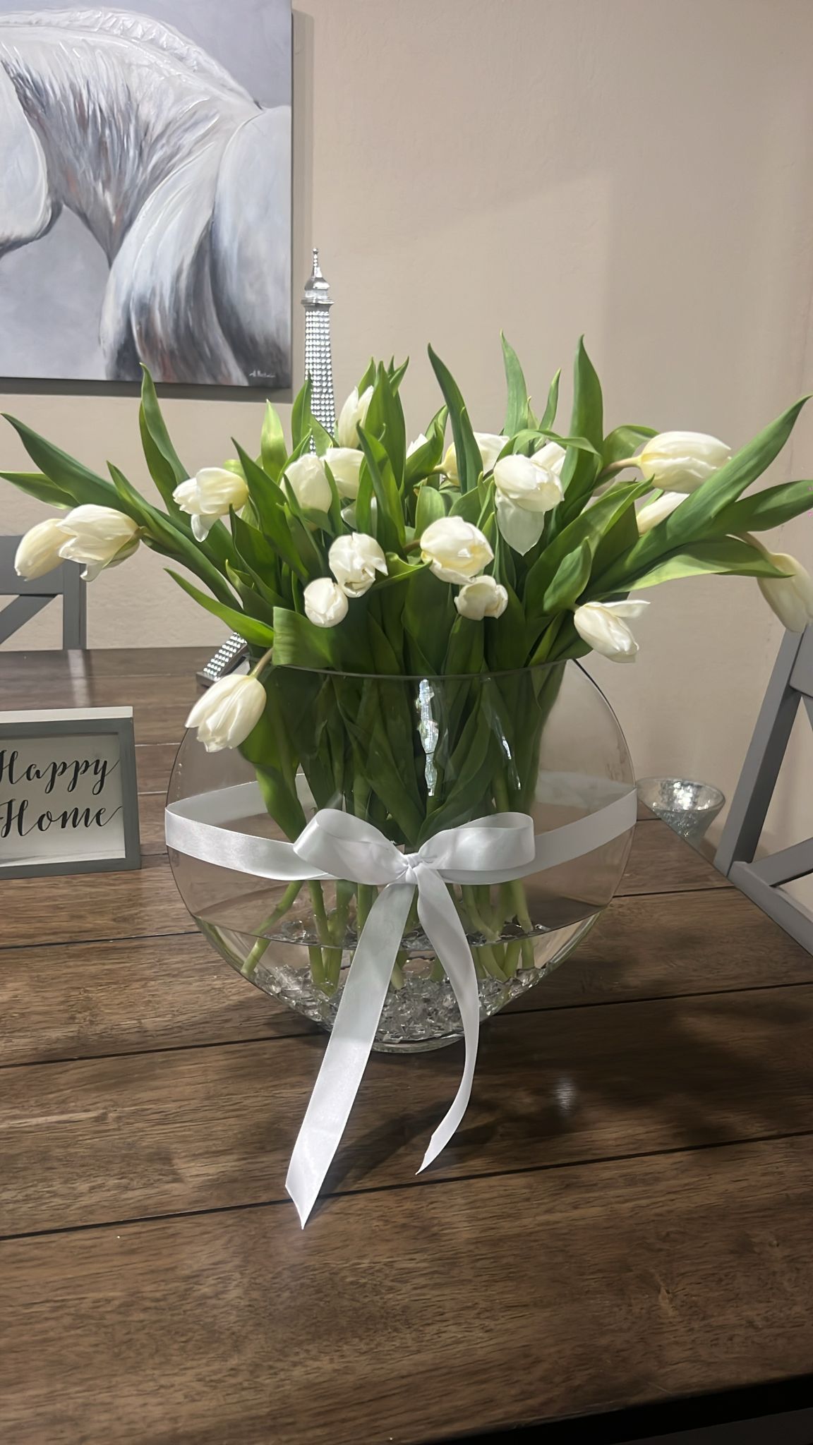 Fresh Tulips in cristal Vase
