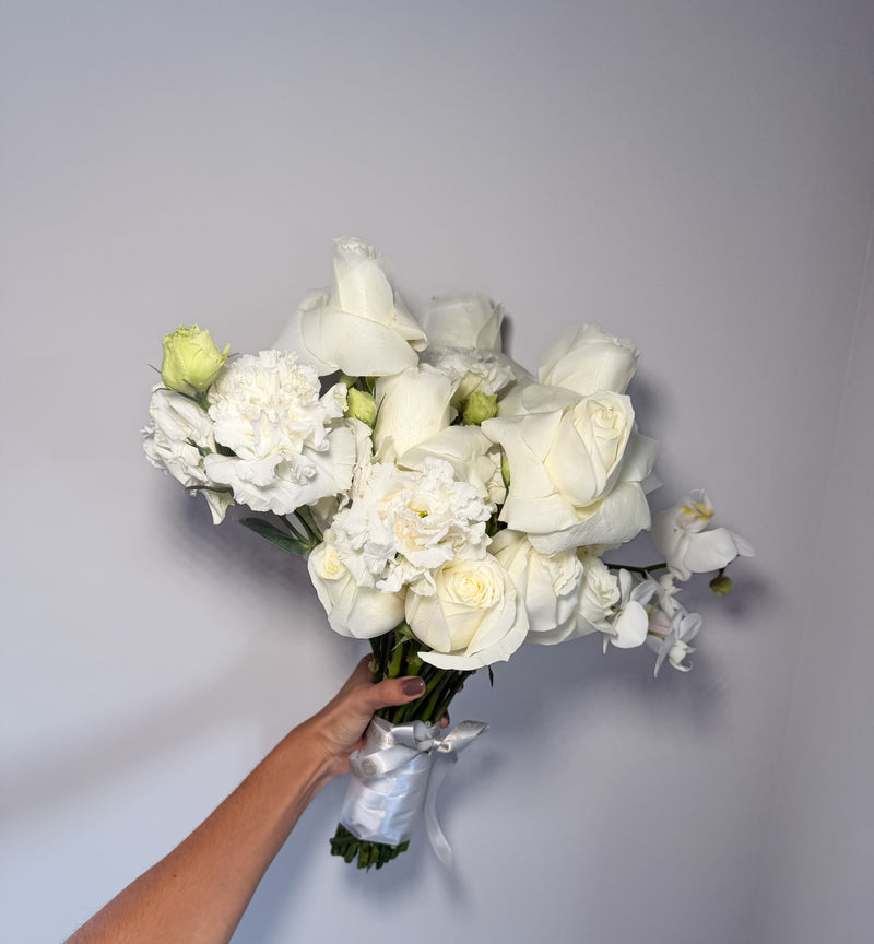 Mixes Flowers Wedding bouquet