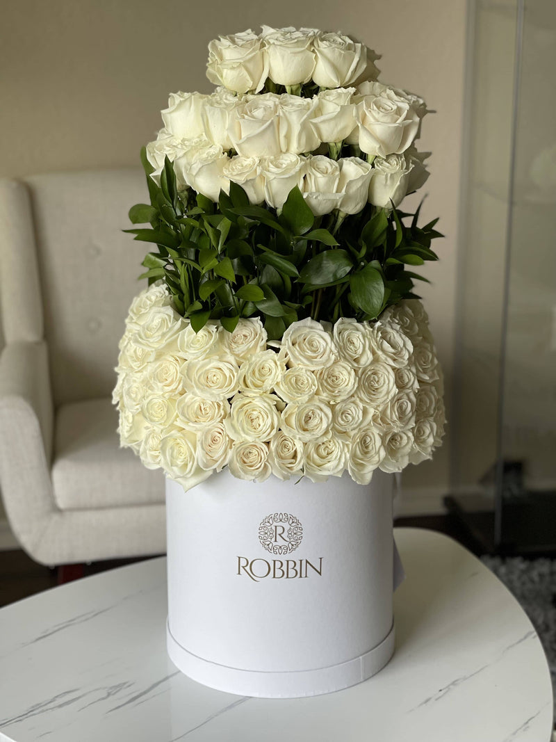 150 Fresh Roses Flowers Miami Florida.. Robbin Legacy White 