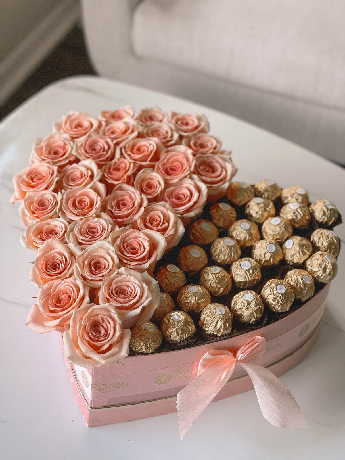 Heart Box Fresh Roses Flowers and Ferrero Chocolates Miami Florida.. Fresh Flowers robbin legacy Pink Pink 