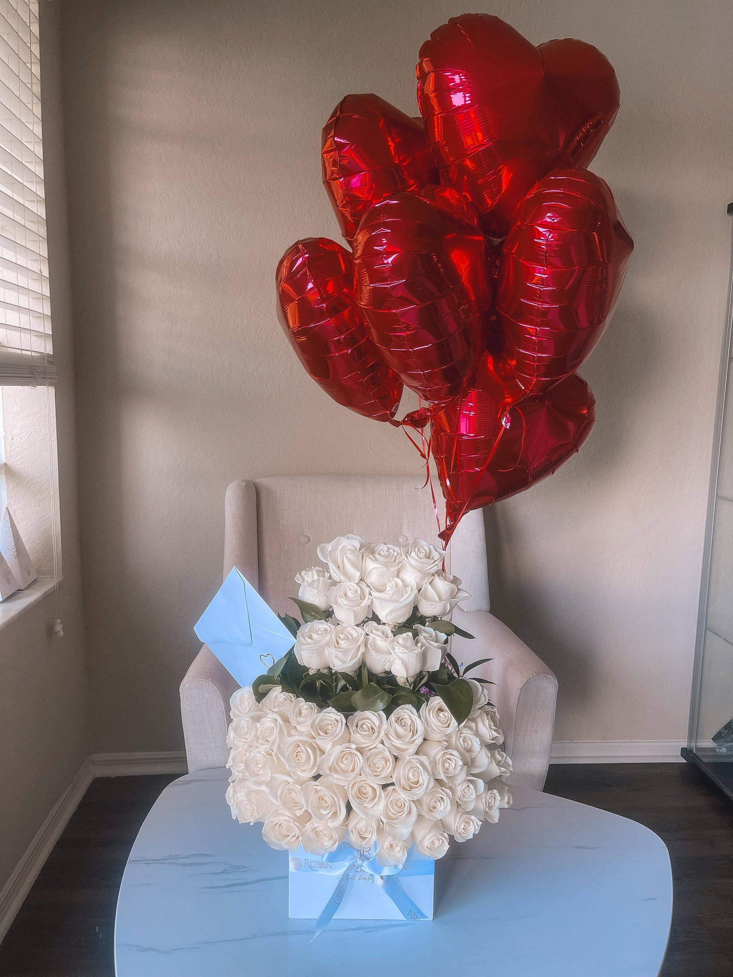 I Love U Box Fresh Roses Flowers Miami Florida. - Robbin Legacy